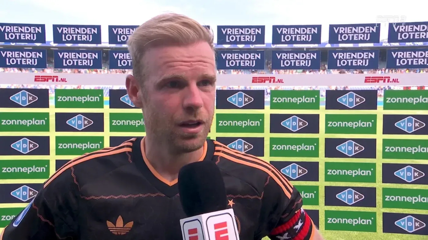 Kapten Ajax Davy Klaassen melontarkan sindiran: "Jika saya membandingkannya dengan Vojvodina dan Shelbourne, PEC Zwolle..."
