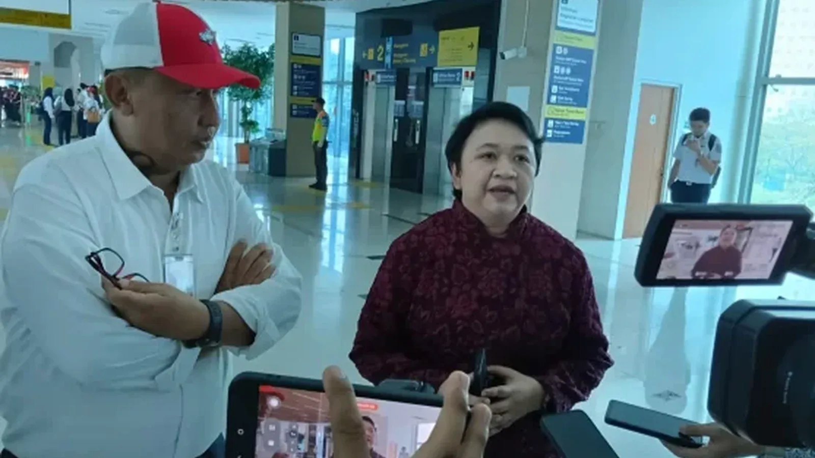 Sambut HUT ke-81 RI, KAI Commuter Hadirkan KMT Edisi Khusus dan Promo Tarif Rp8