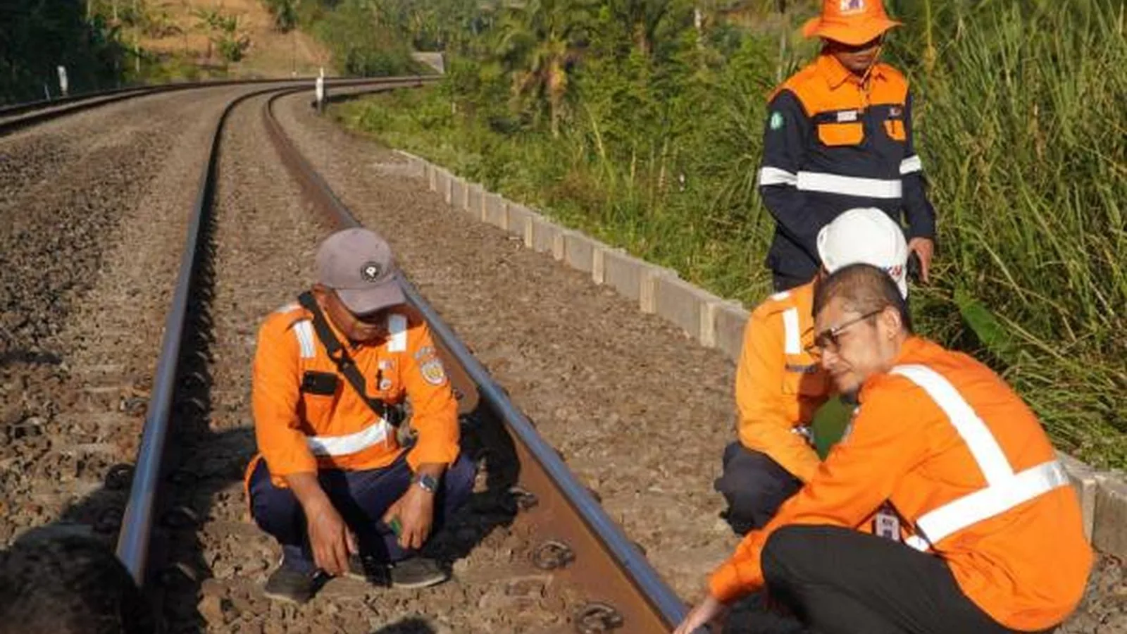 Jelang Long Weekend, KAI Purwokerto Pastikan Jalur KA Dalam Kondisi Aman