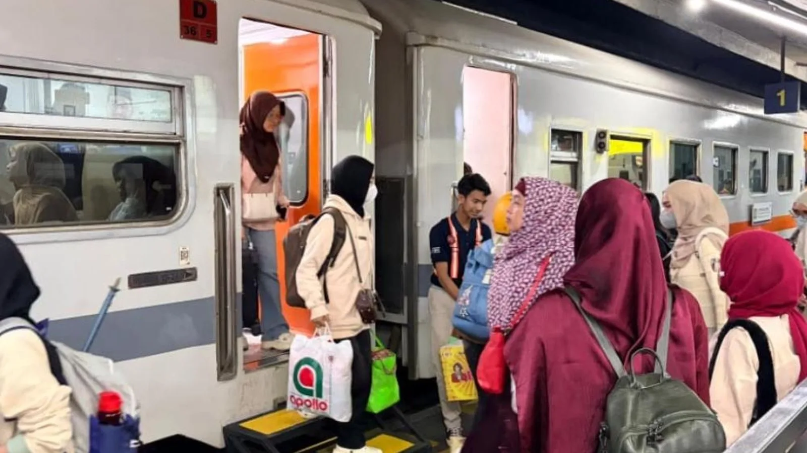 PT KAI Matangkan Kajian Pembentukan Badan Usaha Pengelola Prasarana Kereta Api