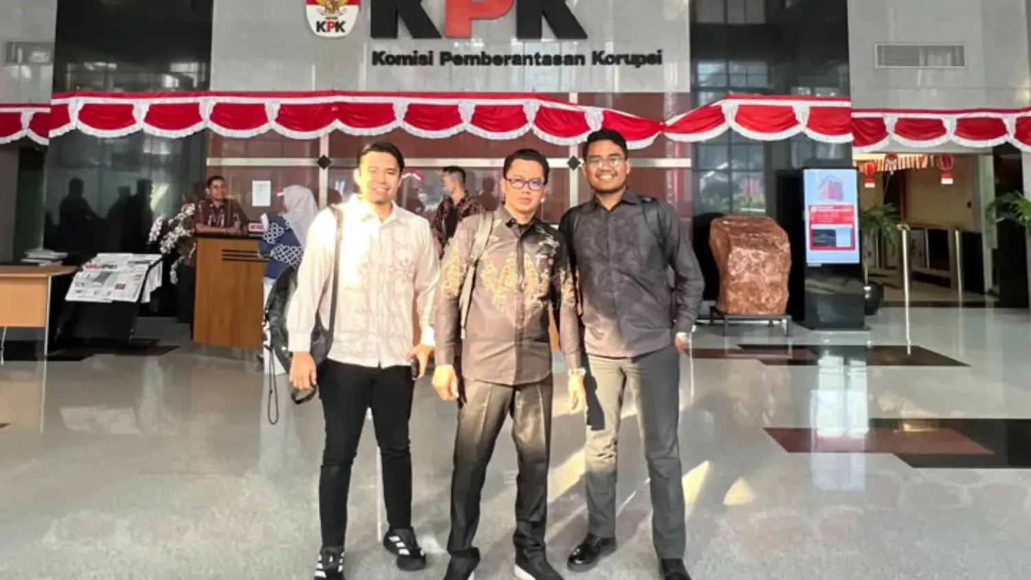 Wali Kota Bukittinggi dan Jajaran Dilaporkan ke KPK, Komnas HAM, serta Ombudsman RI